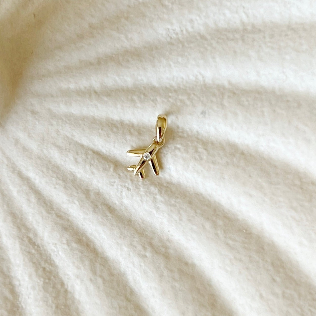 Wanderlust Plane Pendant - 14K SOLID GOLD